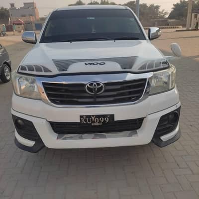 Toyota Hilux 2015 03040380191 usama