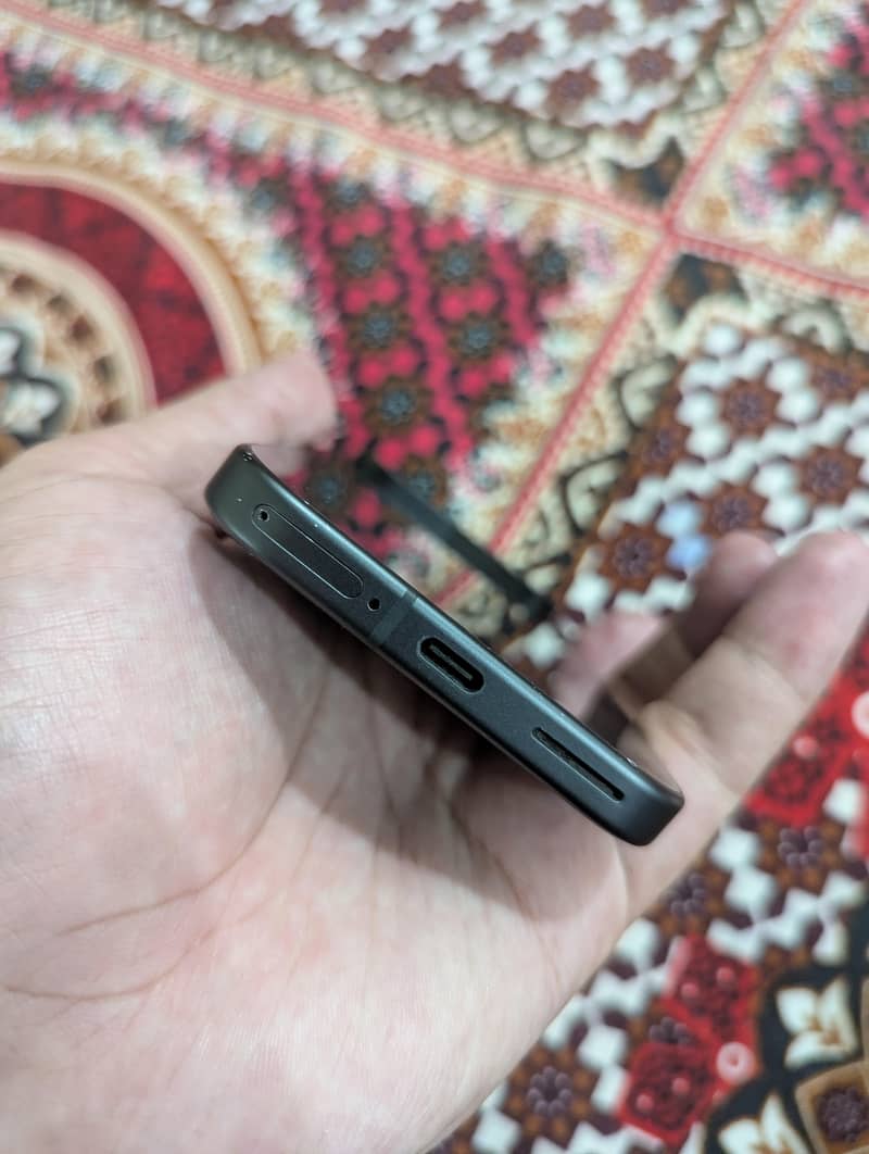 Google Pixel 9 3