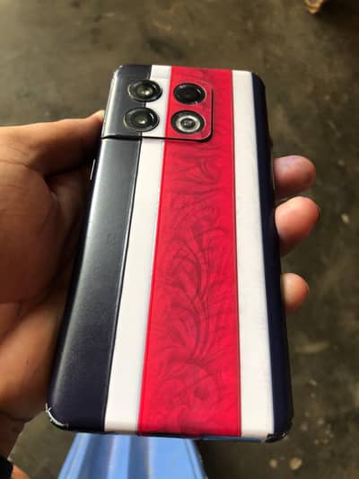 One Plus 10 Pro