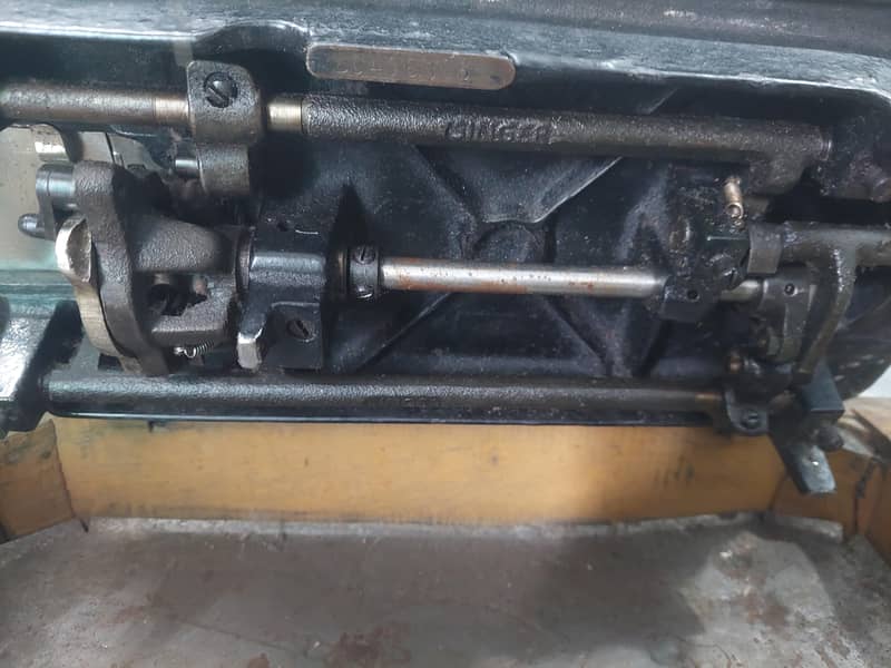 Singer Sewing Machine 5