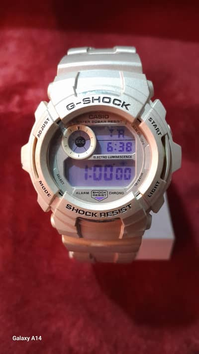 Casio g-shoch G-2000