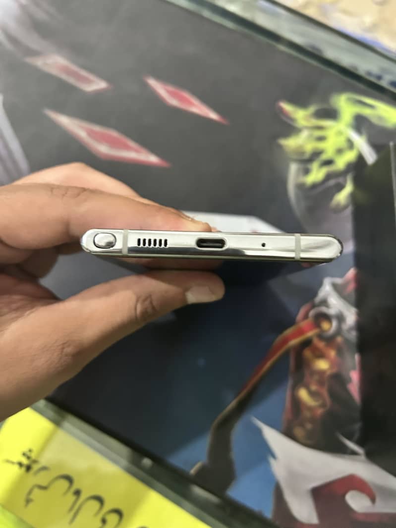 Samsung Note 10 + 6