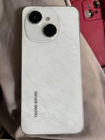 Tecno Spark Go 1