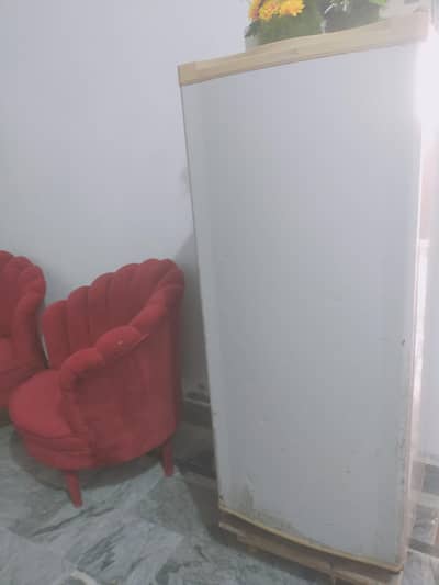 dawlance fridge for sell