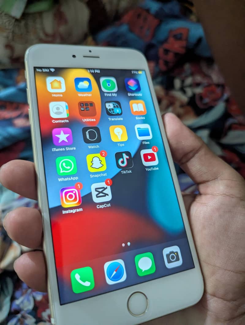 iPhone 6s Plus 3