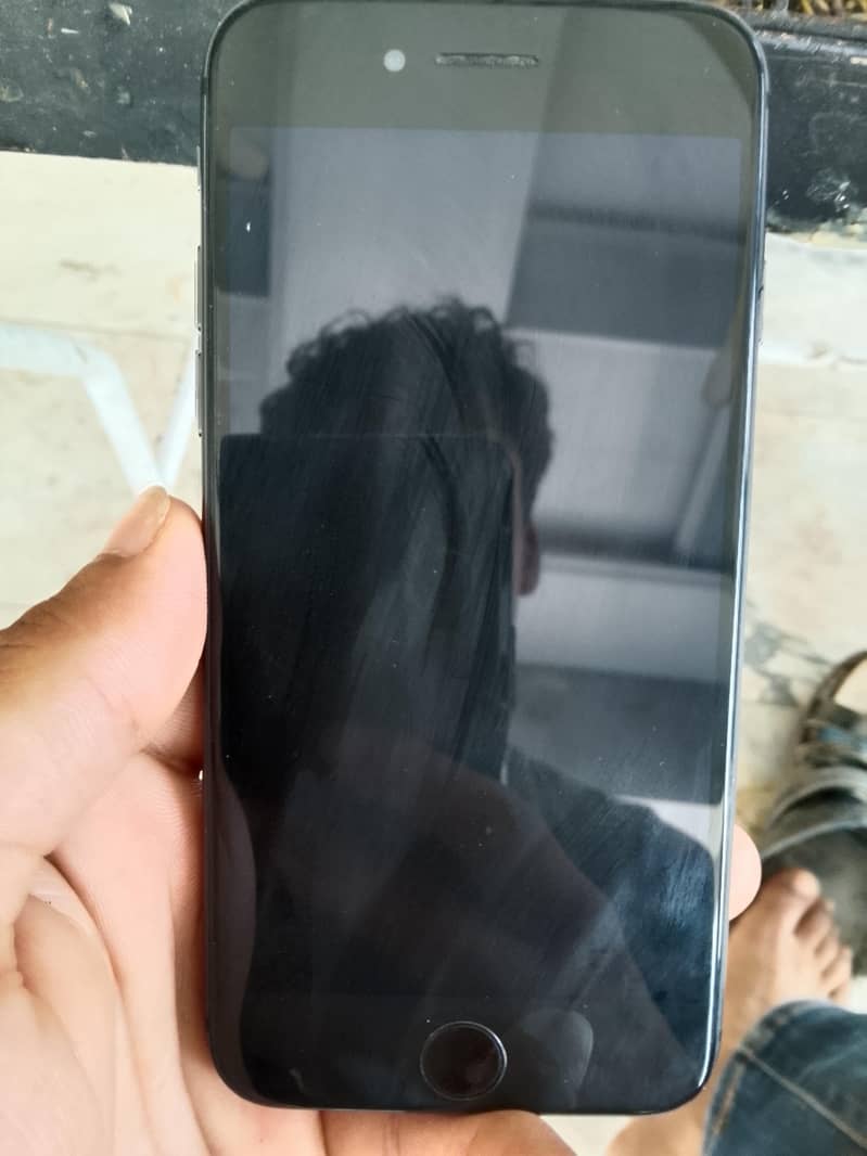 Apple iPhone 8 2