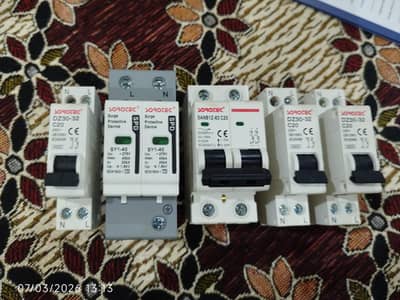 Maryam Nawaz solar panel scheme se mile hue breaker for sale Hain