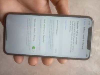 iPhone XS | 64GB | E sim time available