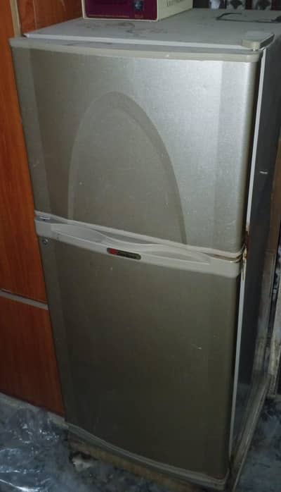 Refrigrator for sale