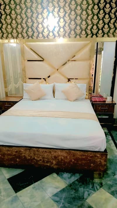 Couple & Family Rooms 24/7 Available