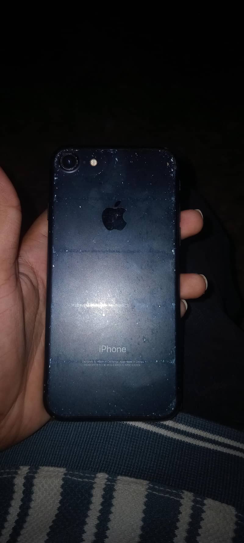 Apple iPhone 7 4