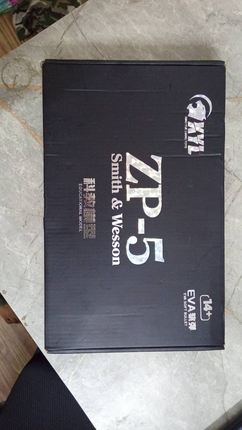 Colt python 356, Zp-05 gell blaster 9