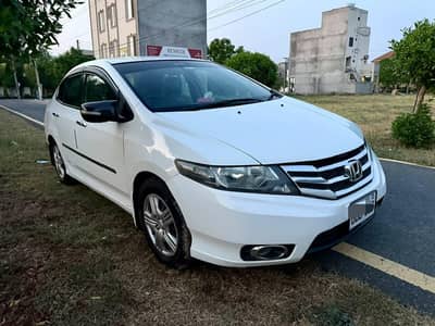 Honda City 1.3 manual 2016 model 65000 km driven only