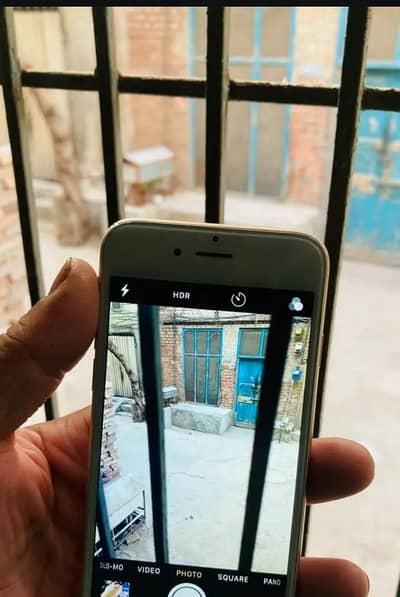 Apple iPhone 6