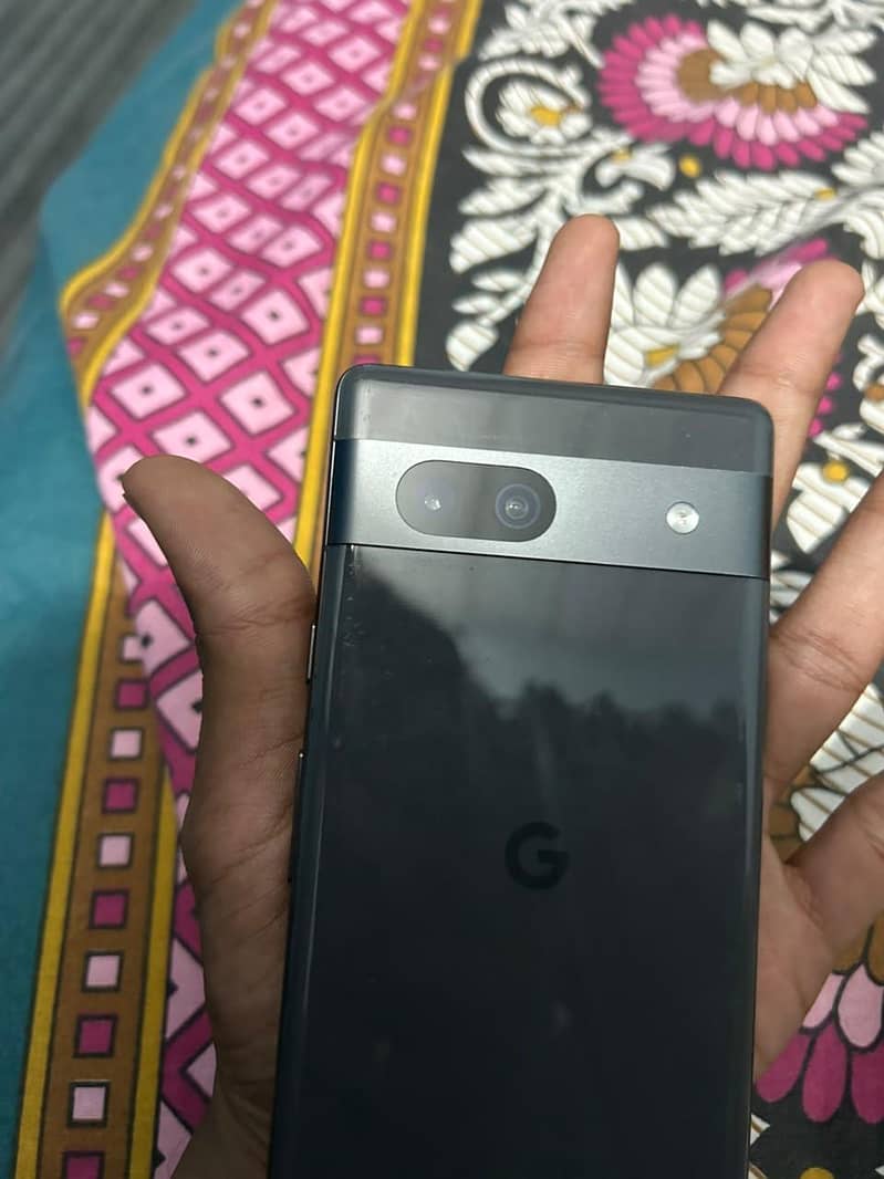 Google Pixel 7a 2