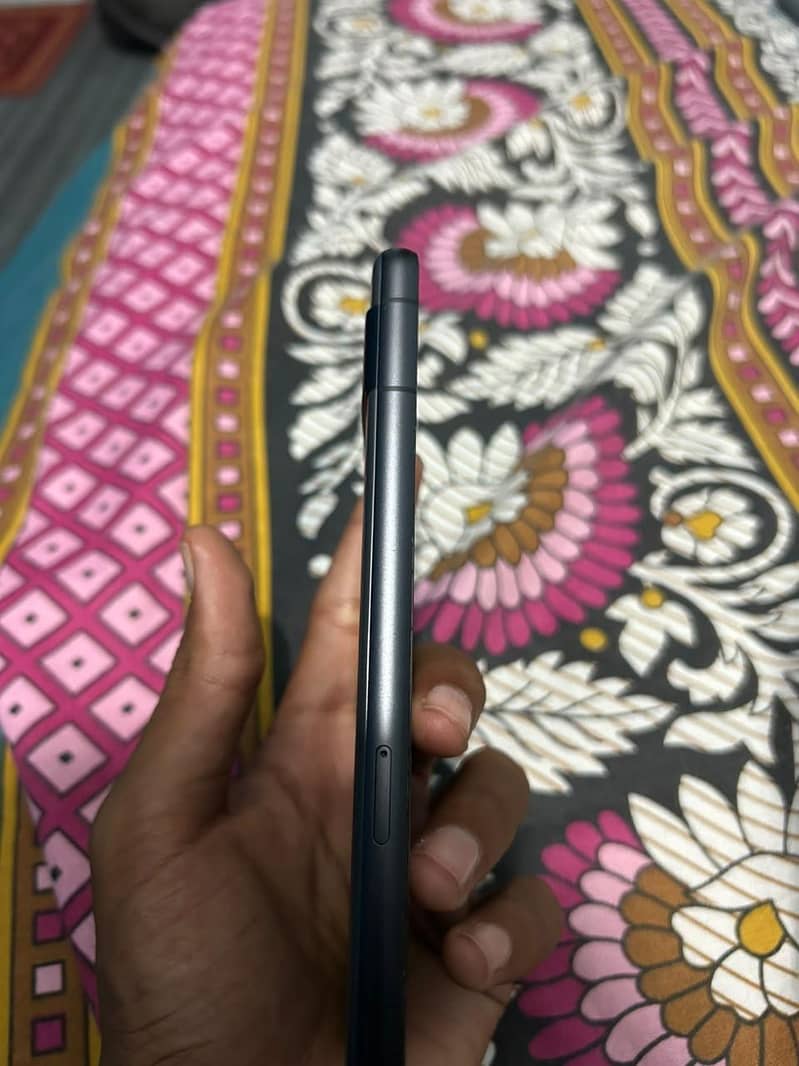 Google Pixel 7a 6