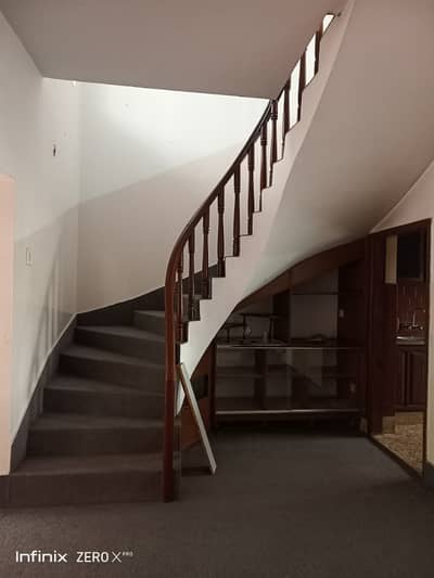 {Vip location} 7 Marla house