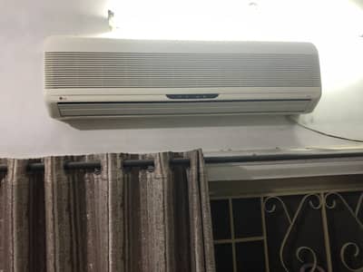 Non inverter AC for sale
