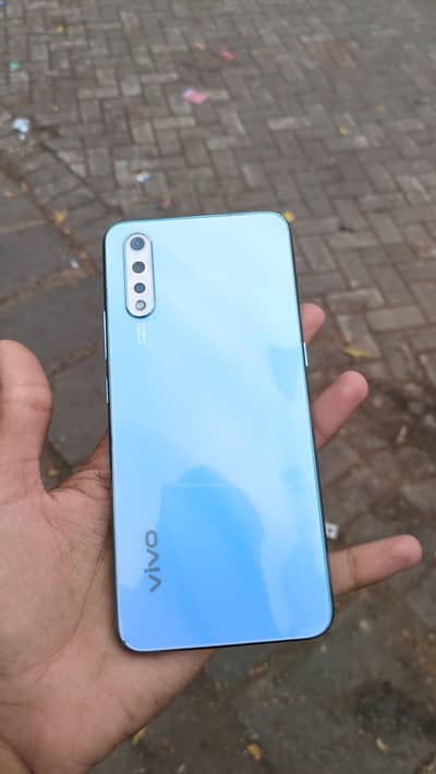 Vivo S1