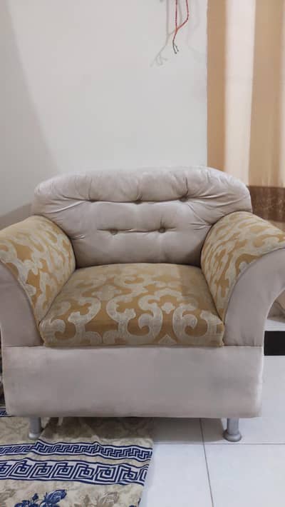 selling 5 seater sofa set