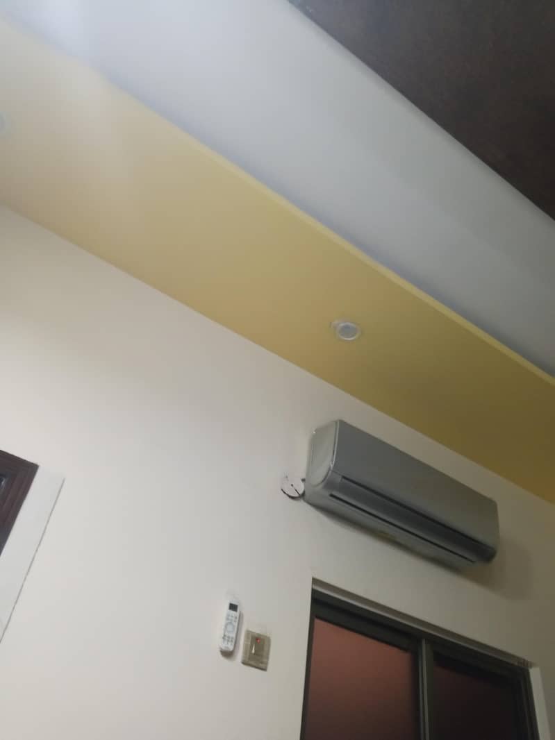 split unit ac good condition cooling v good 0