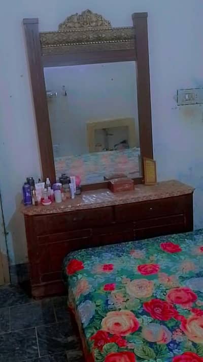 Wooden Dressing Table with Mirror – Used