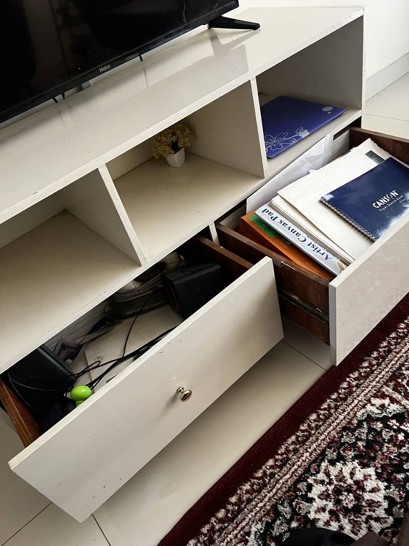 Tv console 1