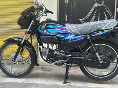 Honda pridor 2025-26 model black colour