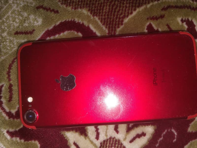 Apple iPhone 7 3