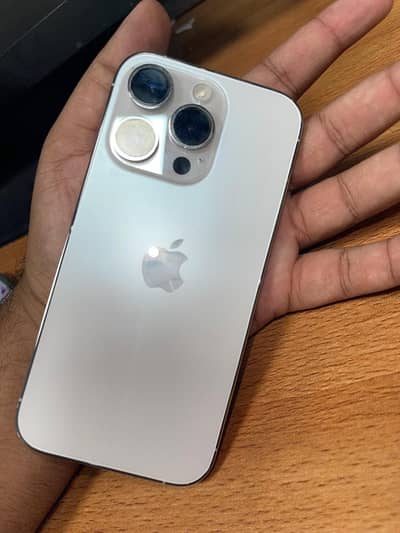 Apple iPhone 14 Pro
