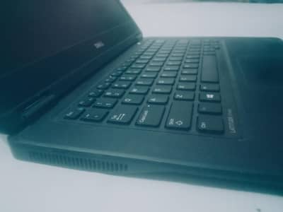 Dell Latitude 7450 Core i7 8GB RAM 256GB SSD