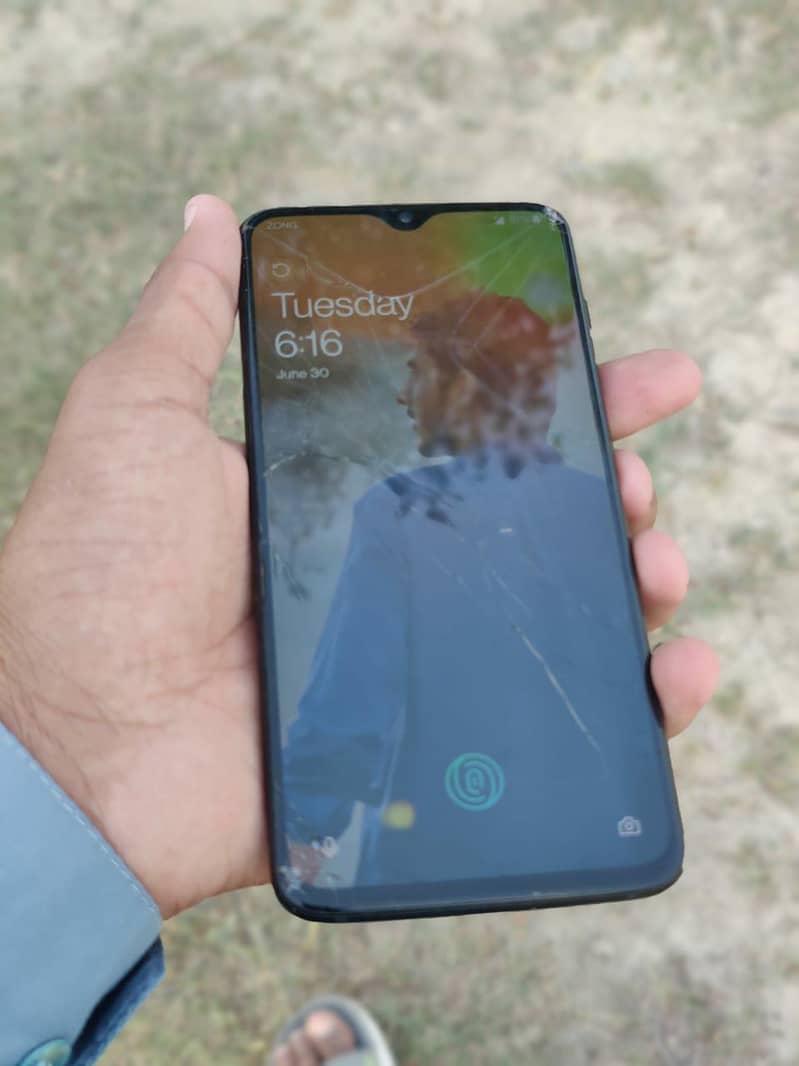 One Plus 6T 1