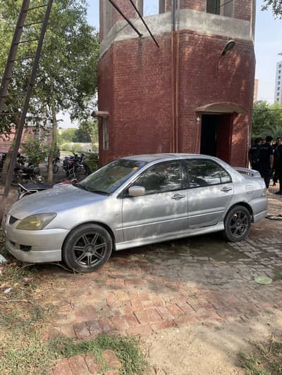 Mitsubishi Lancer 2005