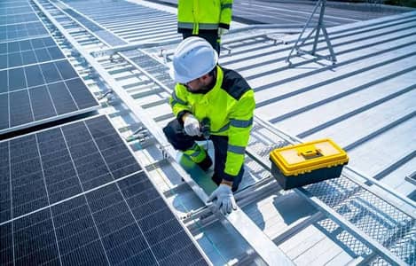 Solar Electrician Required