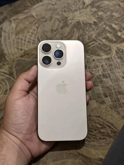 Apple iPhone 16 Pro