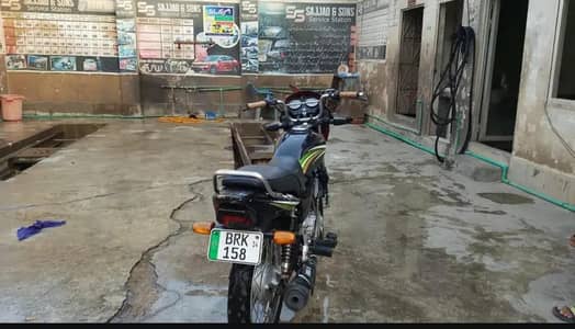 delux 125