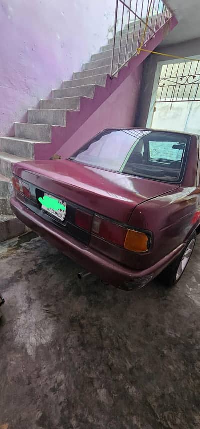 Nissan Sunny 1990