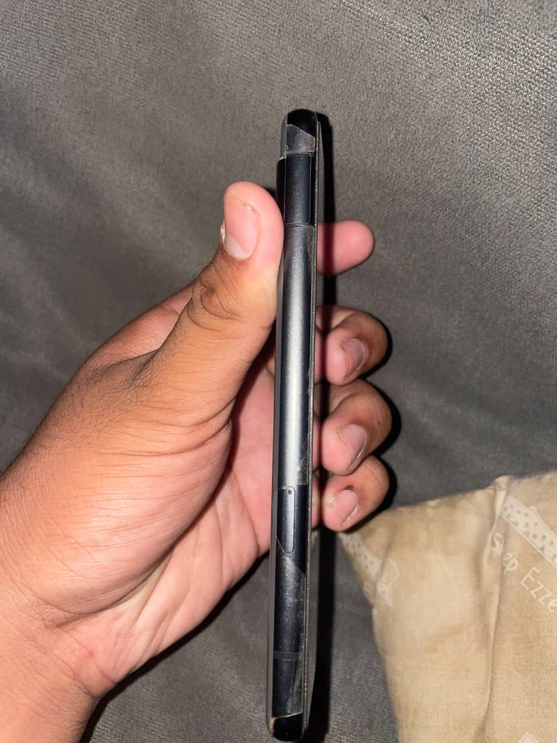 Google Pixel 7a 4