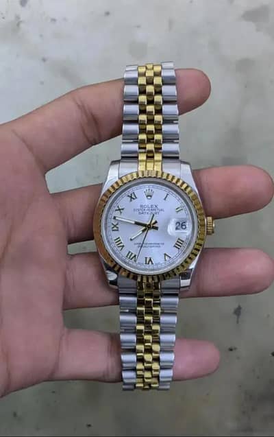 ROLEX OYSTER PERPETUAL DATE-JUST