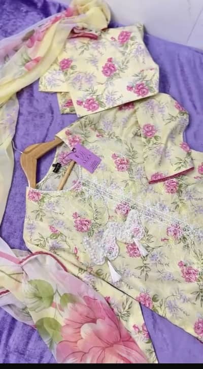 Women's clothing brand in Peshawar watsapp 03129898238