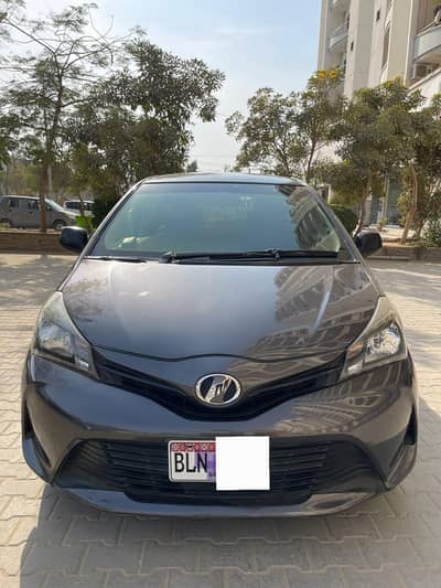 Toyota Vitz 2015