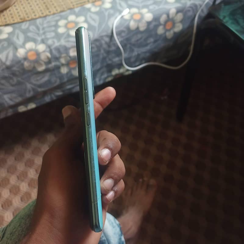 Tecno CAMON 15 Pro 7