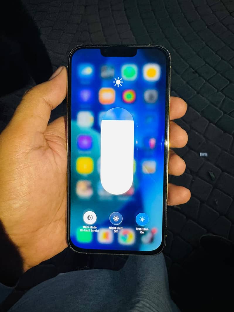 iPhone 13 Pro Max 6
