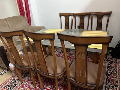 Dinning table and 6 chairs