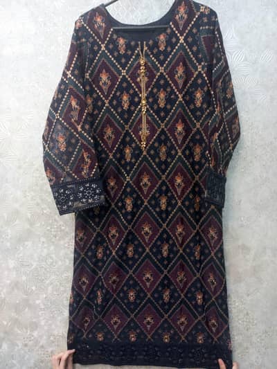 size medium 3 piece net. almost new