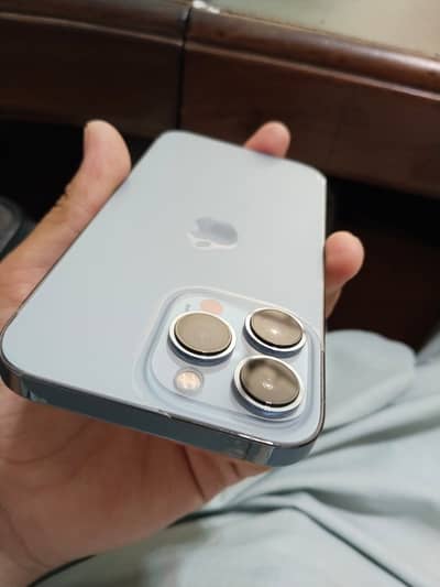 Apple iPhone 13 Pro