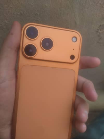 Apple iPhone Xr converted 17 pro metal body