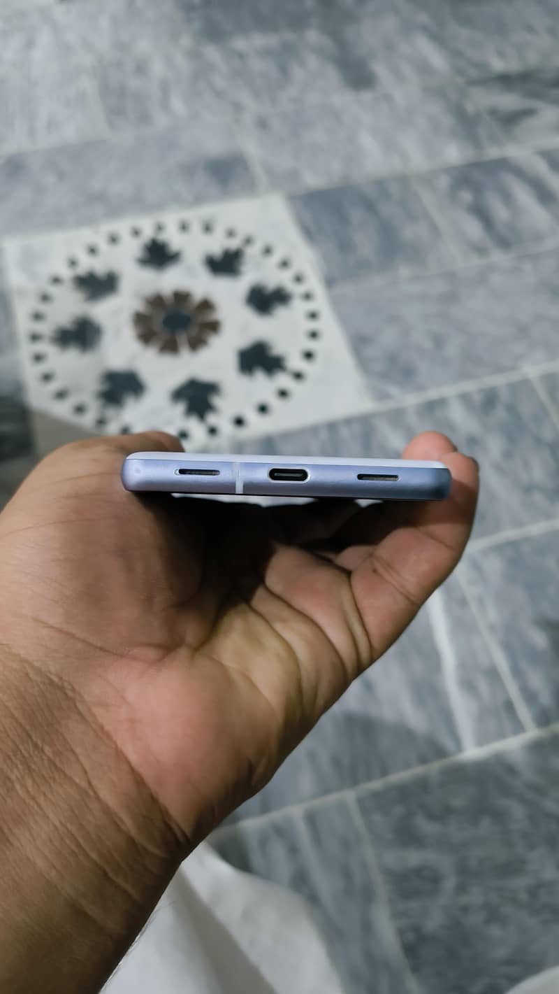 Google Pixel 7a 2
