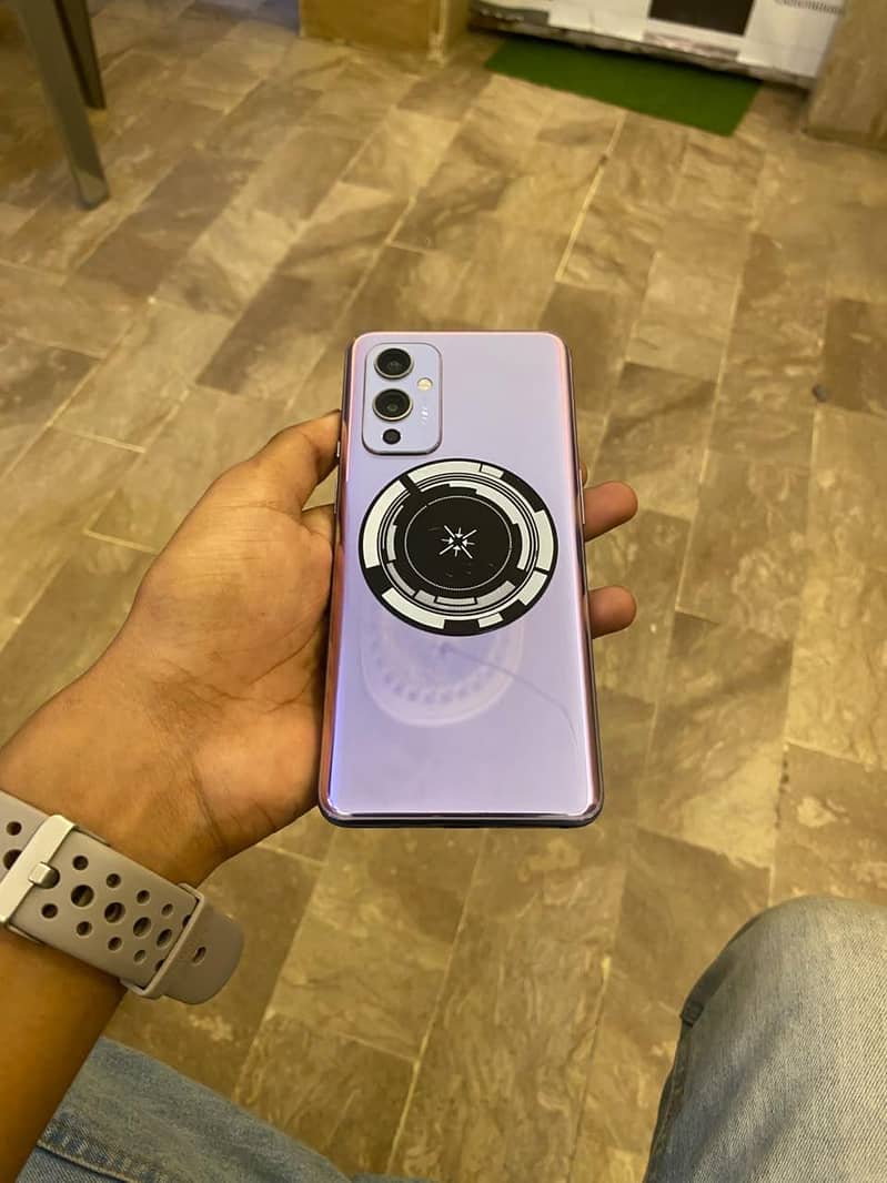OnePlus 9 0
