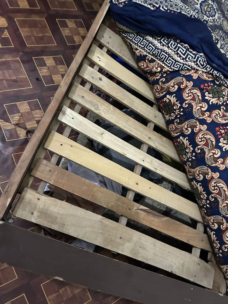 King bed 1